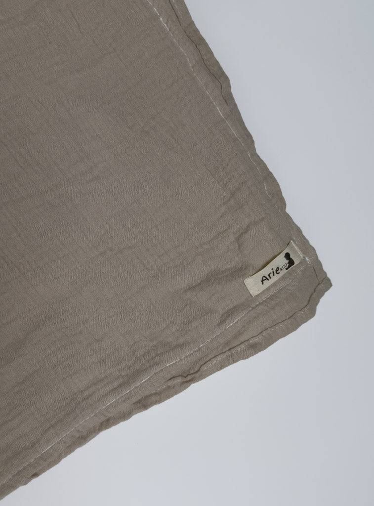 TAUPE MUSLIN SWADDLE